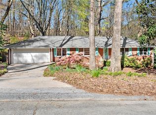 998 Vistavia Cir, Decatur, GA 30033