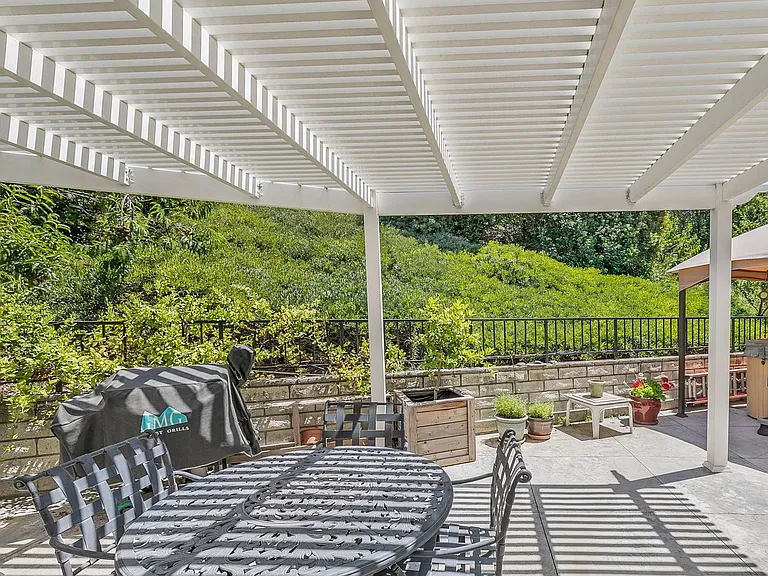 22572 Tulip Ct — Photo 22