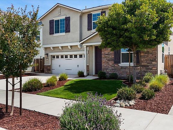 3rd image of 1674 Carrara Ln