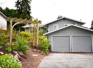 411 N 190th St, Shoreline, WA 98133