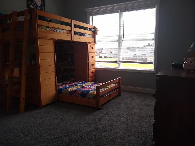 Bedroom 2 (upstairs)