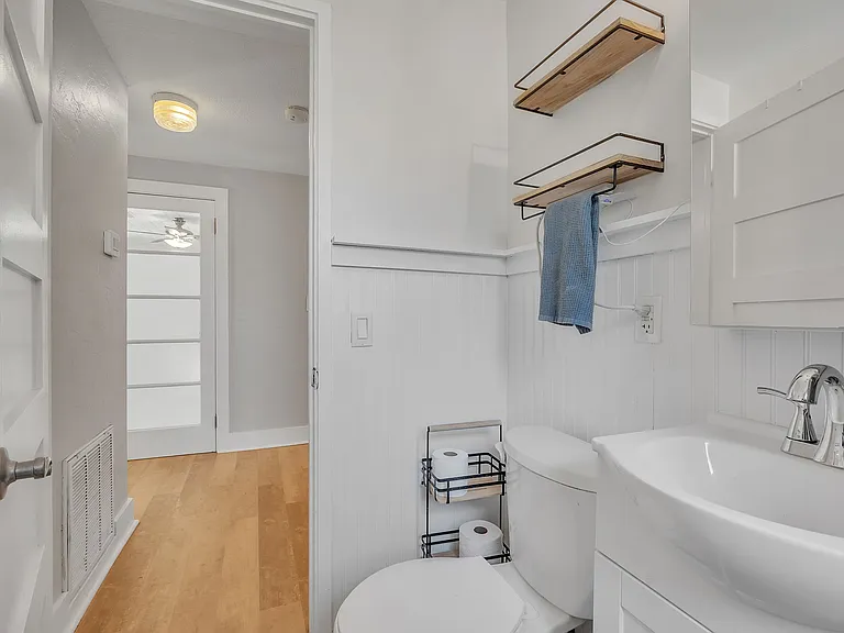 276 Brookline Ave — Photo 15
