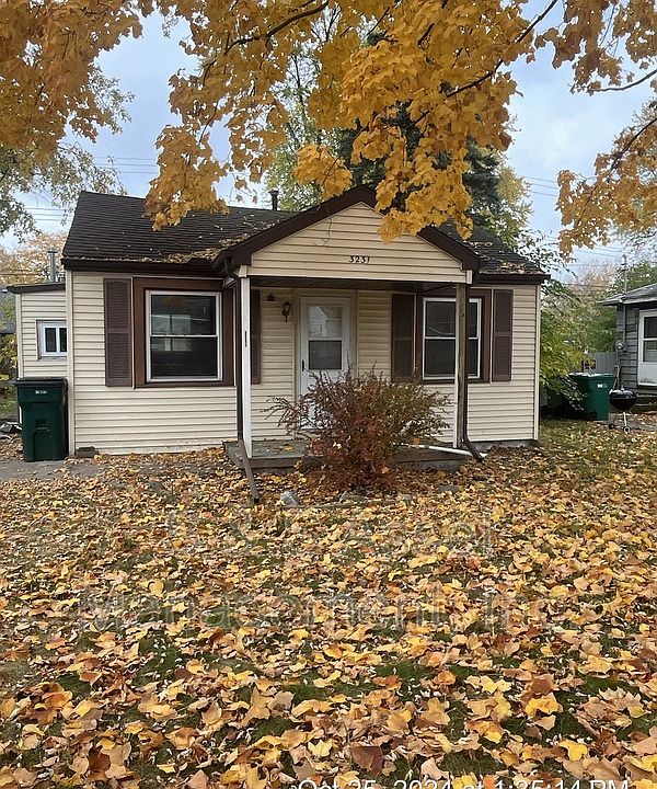 1st image of 3231 Westmont Ave