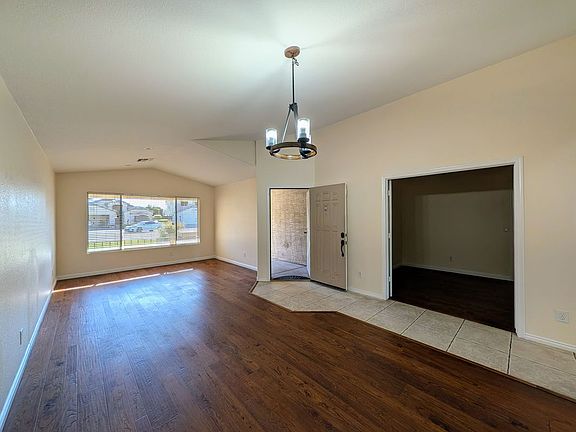 4th image of 11134 W Windsor Ave