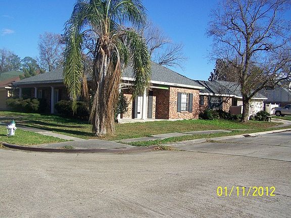 2nd image of 4042 S Pin Oak Ave