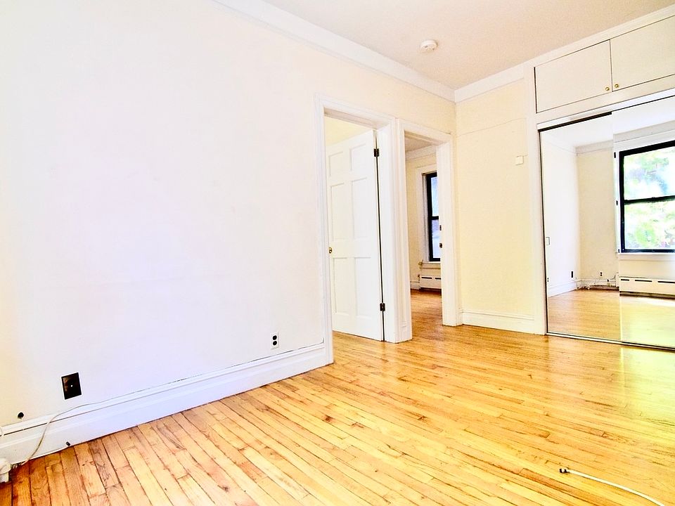 1st image of 161 Prince St