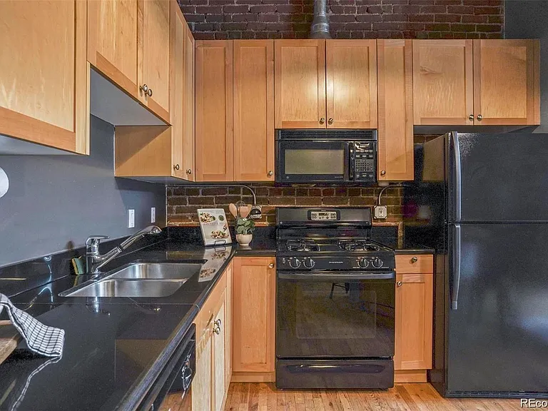 2960 Inca St #303 — Photo 12