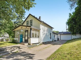 302 Wyoming St E, Saint Paul, MN 55107