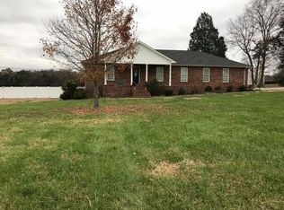 4 Earl Steel Rd E, Brush Creek, TN 38547