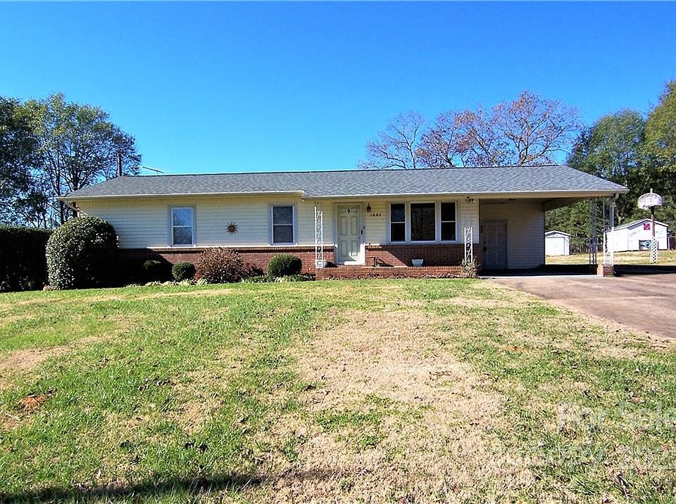 1st image of 1685 Montevista Dr