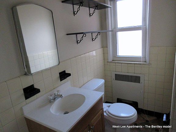 5th image of 15605 Van Aken Blvd APT 5
