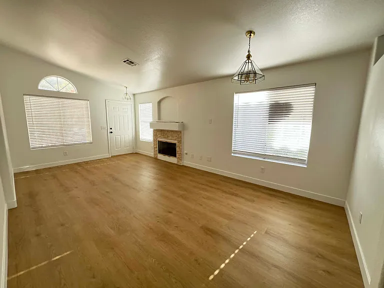 7116 Old Village Ave — Photo 22