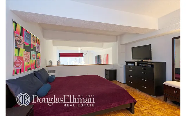 Sold by Douglas Elliman | media 13