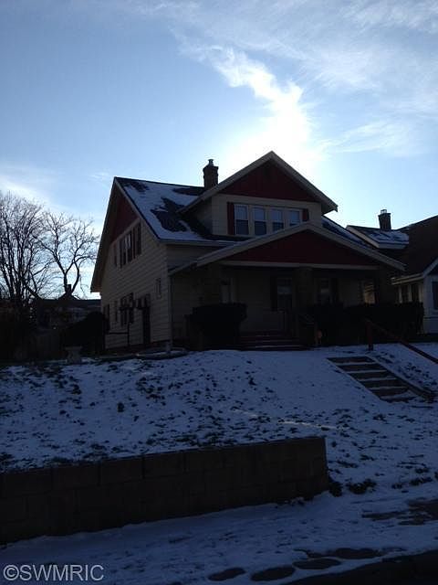 1st image of 736 Worden St SE