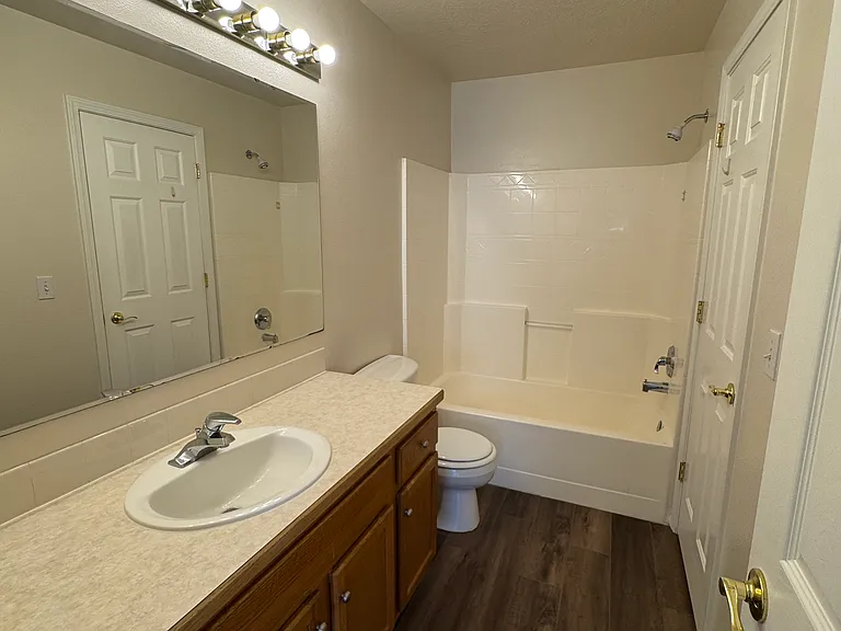 5930 N Bogart Ln — Photo 18