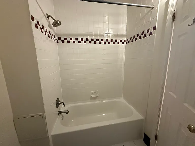 4123 Connecticut Ave NW — Photo 14