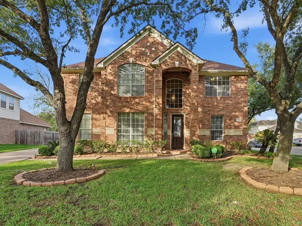 6111 Four River Dr, Richmond, TX 77469