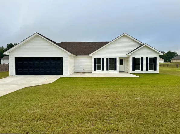 1034 Field St, Dudley, GA 31022