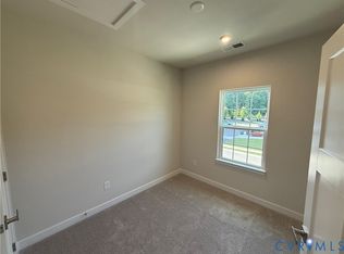 1013 Arborway Ln, Midlothian, VA 23114