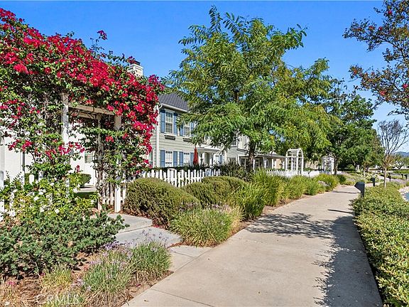 5th image of 23916 Windward Ln