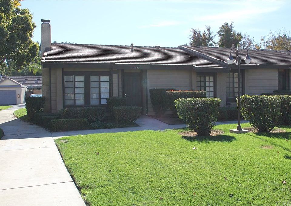 1st image of 10865 Loro Verde Ave