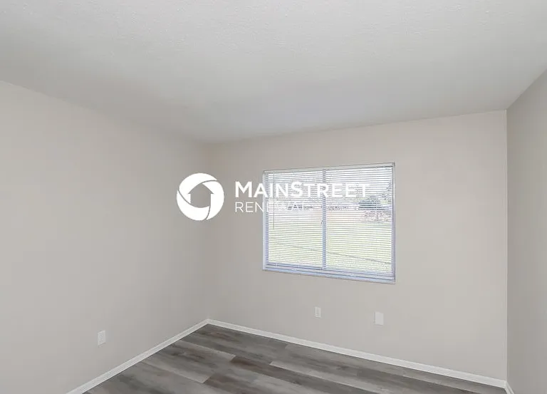 453 Ralwood Ln NE #E — Photo 10