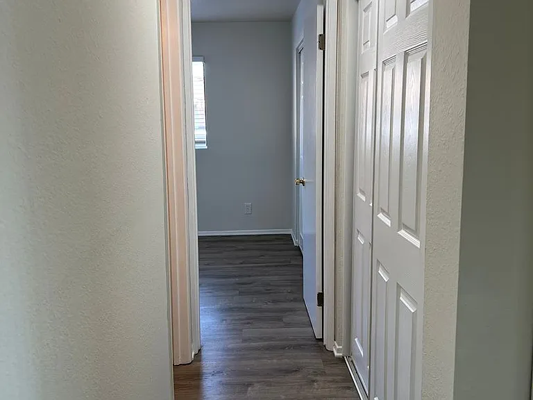 1740 N Stanton Pl — Photo 9