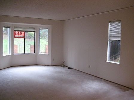 2nd image of 322 Willow Creek Dr