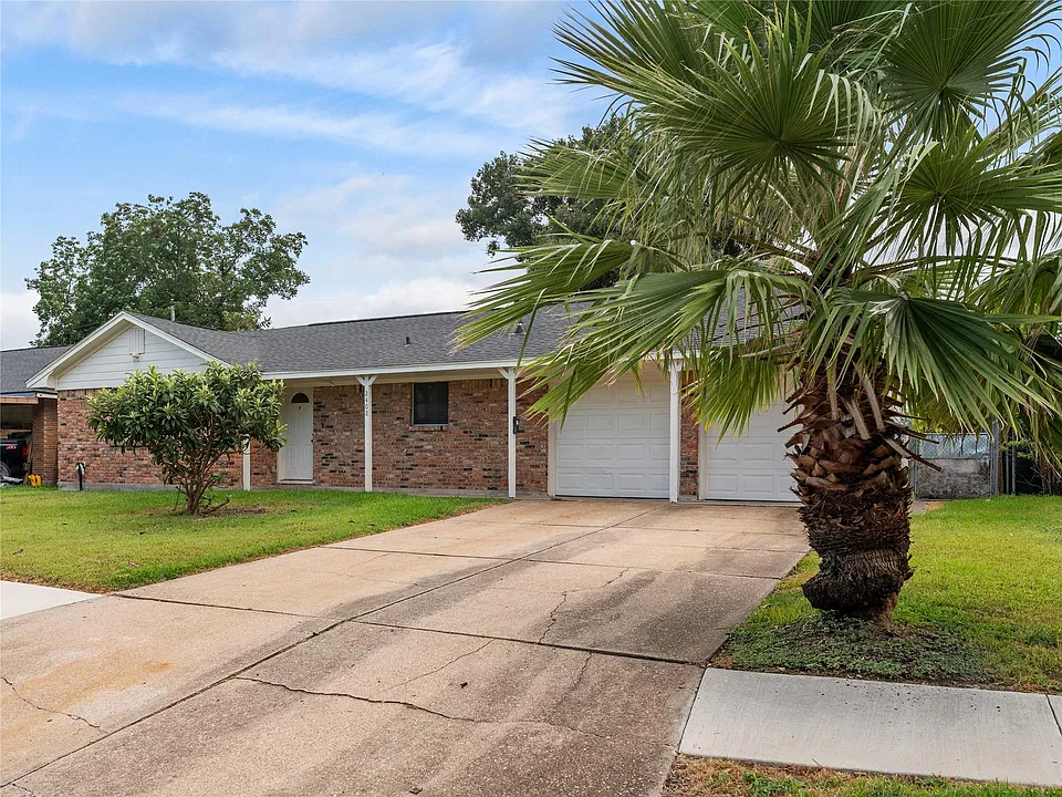 2408 Blueberry Ln