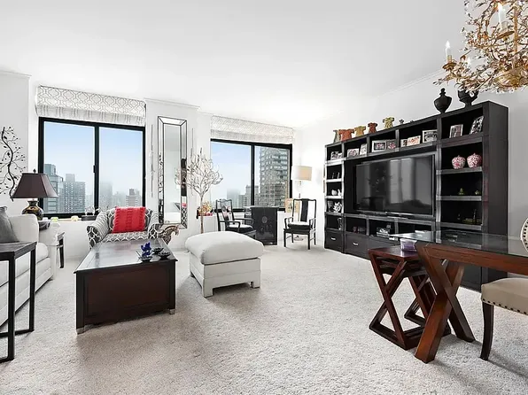 400 E 70th St APT 3302, New York, NY 10021