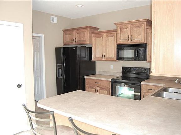 4th image of 4321 Ironwood Dr