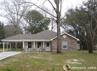 21900 E Central Dr, Moss Point, MS 39562