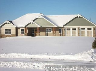 225 Alaina Pl, Sauk Rapids, MN 56379
