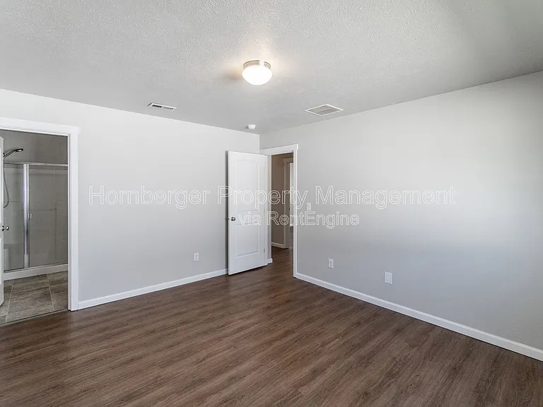 9105 W Red St — Photo 20