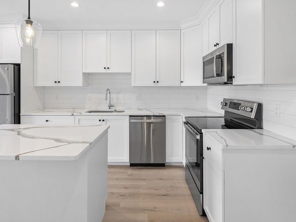 186 Bedford St UNIT 210