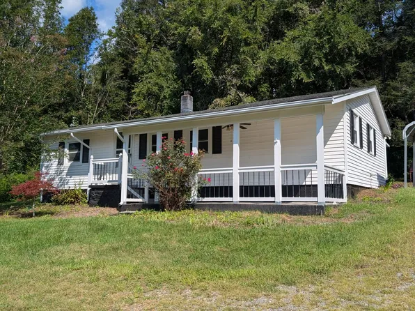 244 Cragmont Rd, Black Mountain, NC 28711