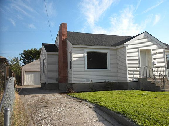 3rd image of 107 E Kiernan Ave