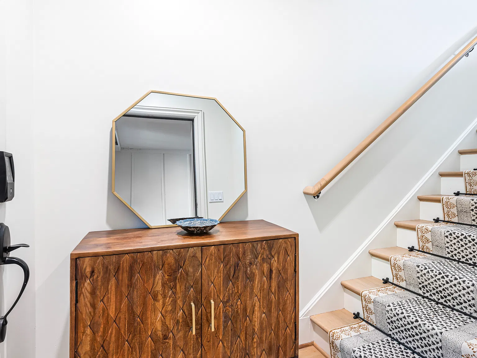 2 bed, 2.5 bath, $4,950 — Photo 2