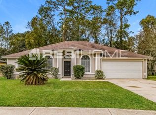 11052 Copper Hill Dr, Jacksonville, FL 32218