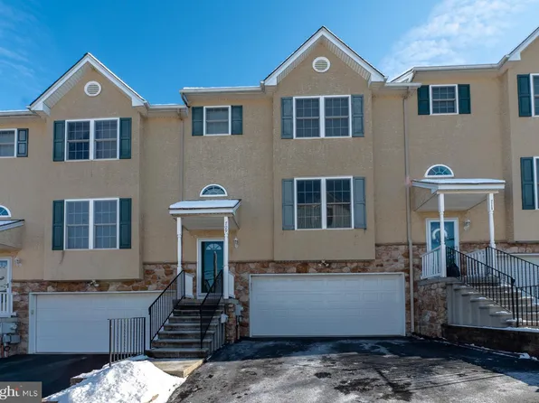 709 Green St, Bridgeport, PA 19405