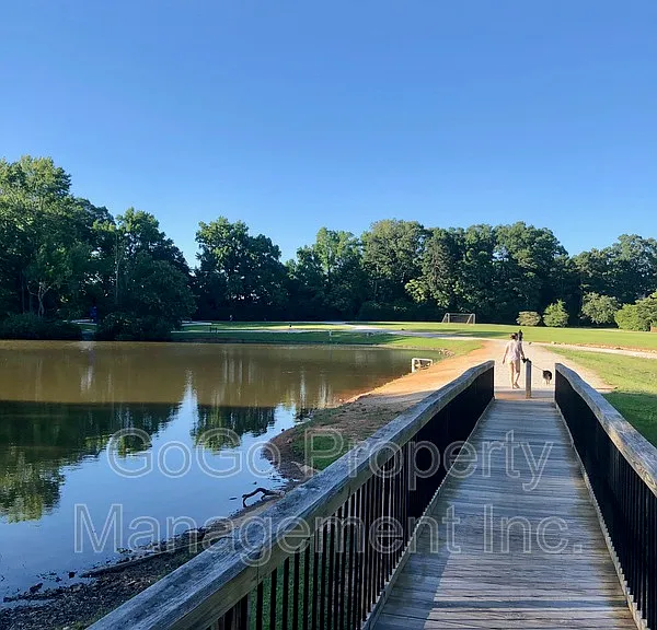 105 Fairview Lake Way — Photo 15