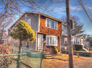 858 E Squantum St, Quincy, MA 02171
