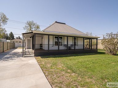 483 W 19th St Idaho Falls Id 83402 Zillow