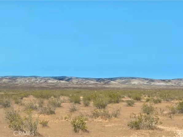 3735 Mulberry Ave #86, Mojave, CA 93501