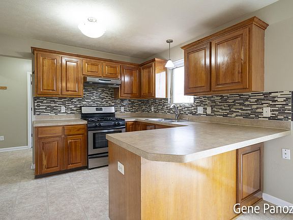 5th image of 6465 Dew Pointe Ave SE