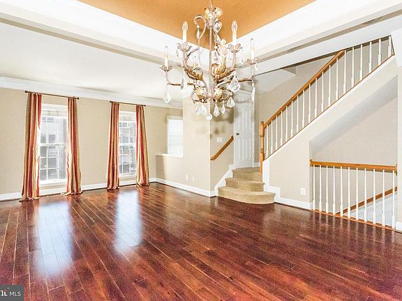 5th image of 2462 Terra Cotta Cir