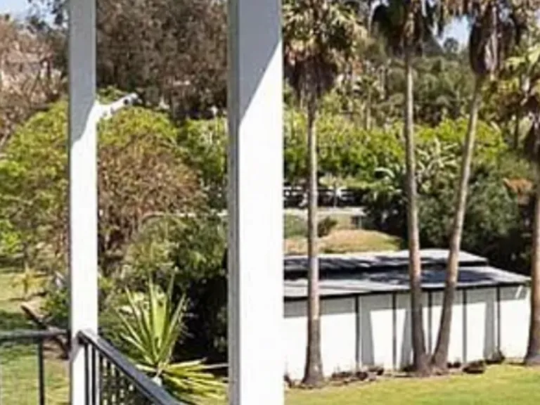 503 Marine View Ave — Photo 4