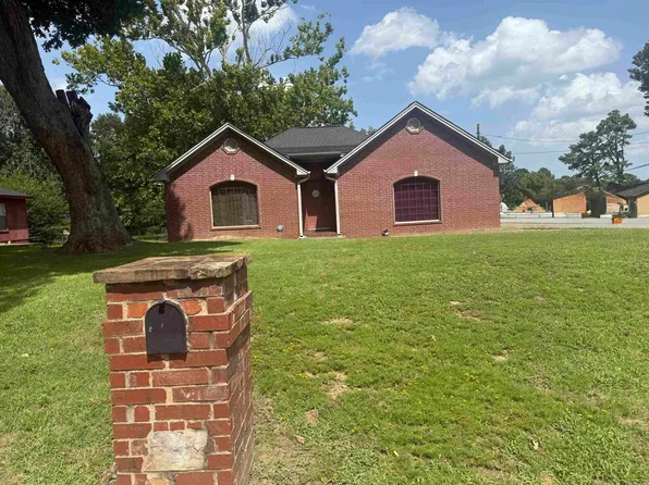 11652 Ponderosa Dr, Little Rock, AR 72209