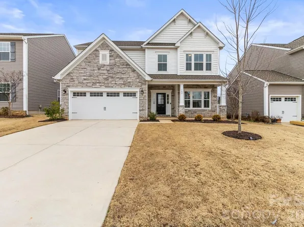 142 Fairfield Dr, Troutman, NC 28166