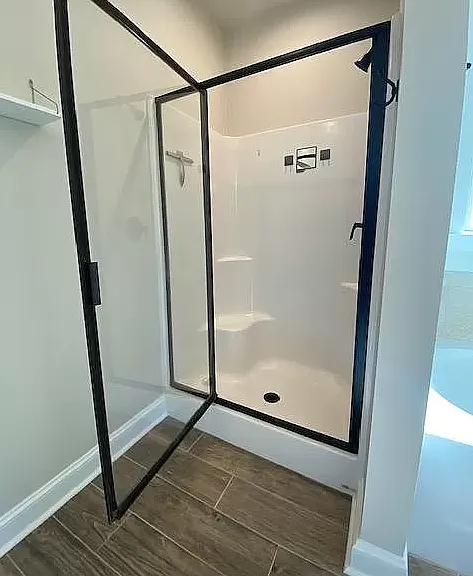 125 Lake Breeze Dr — Photo 19